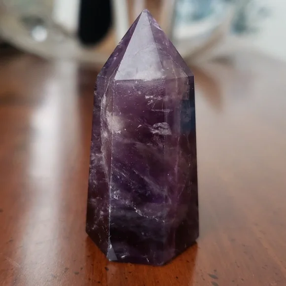 Little amethyst tower pyramid - Picture 4 of 9